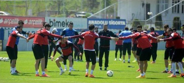 Trabzonspor'dan Bursaspor Maçı Için 'derbi Tarifesi'