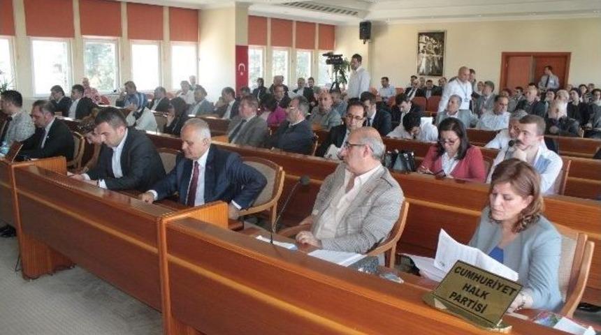 Yıldırım Belediyesi’nden Muhtarlara Aylık 300 Lira Yardım