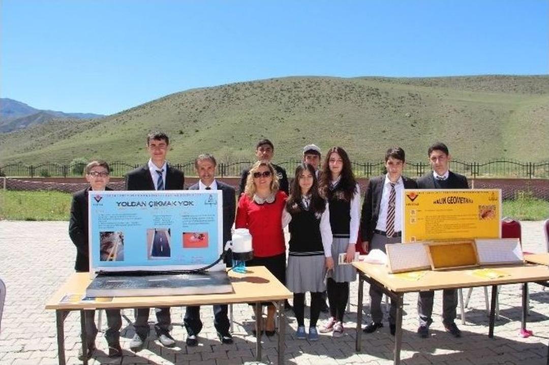 T&uuml;bitak Bilim Fuarı Sergisi A&ccedil;ıldı