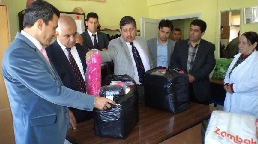 Kursiyerlere Malzeme Dağıtımı