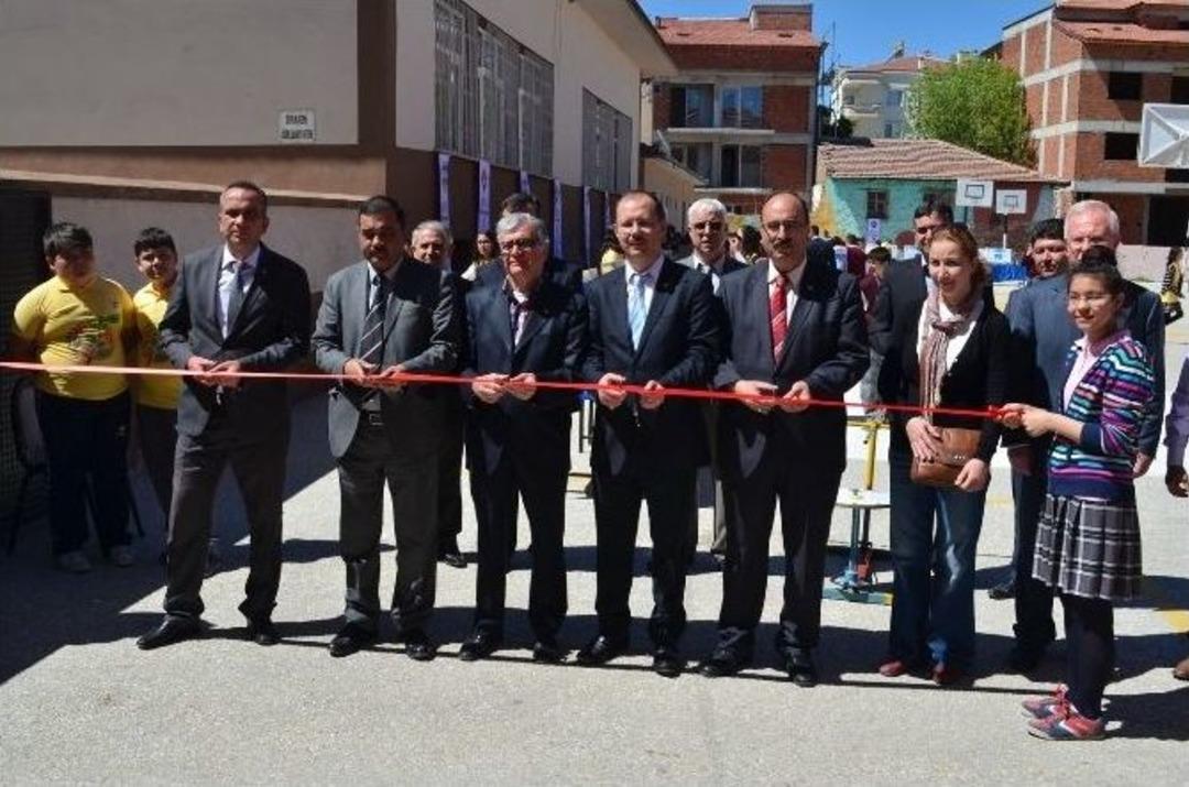 Kula&rsquo;da T&uuml;bitak Bilim Fuarı