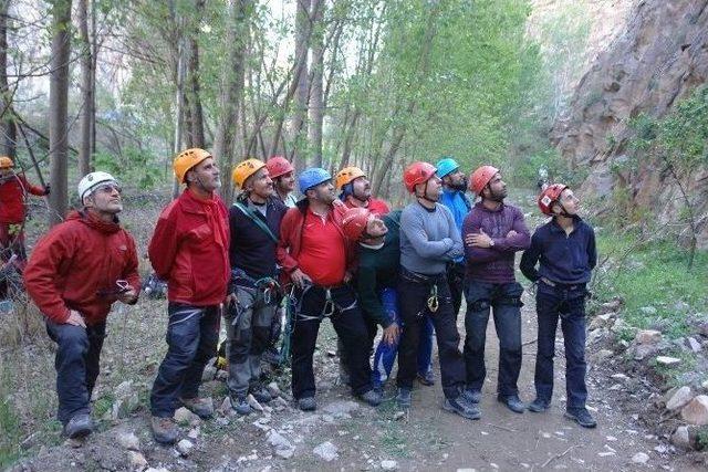 Uzundere’de Dağcılık Eğitim Kampı… 1