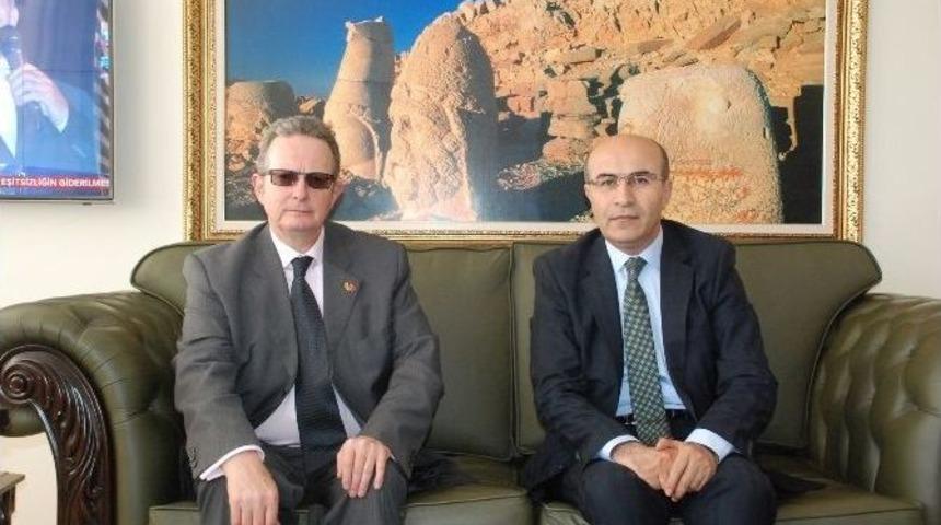 Bel&ccedil;ika Ankara B&uuml;y&uuml;kel&ccedil;isi Marc Trenteseau&rsquo;dan, Vali Demirtaş&rsquo;a Ziyaret