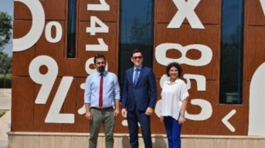 Aydın Başak Koleji Matematik M&uuml;zesi&rsquo;nin A&ccedil;ılışı İ&ccedil;in Geri Sayım Başladı