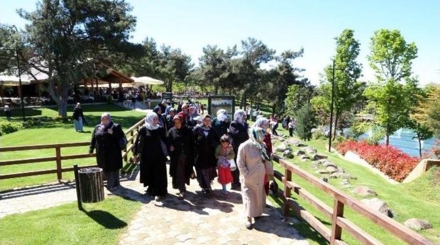 Şehitkamilli Yetim Anneler Unutulmadı