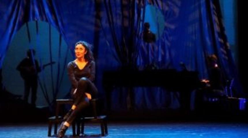 Hollanda&rsquo;nın T&uuml;rk Yıldızı Tiyatrocu Nilg&uuml;n Yerli &ldquo;yerli Yersiz&rdquo; G&ouml;sterisi&rsquo;ni Trabzon&rsquo;da Sahneleyecek