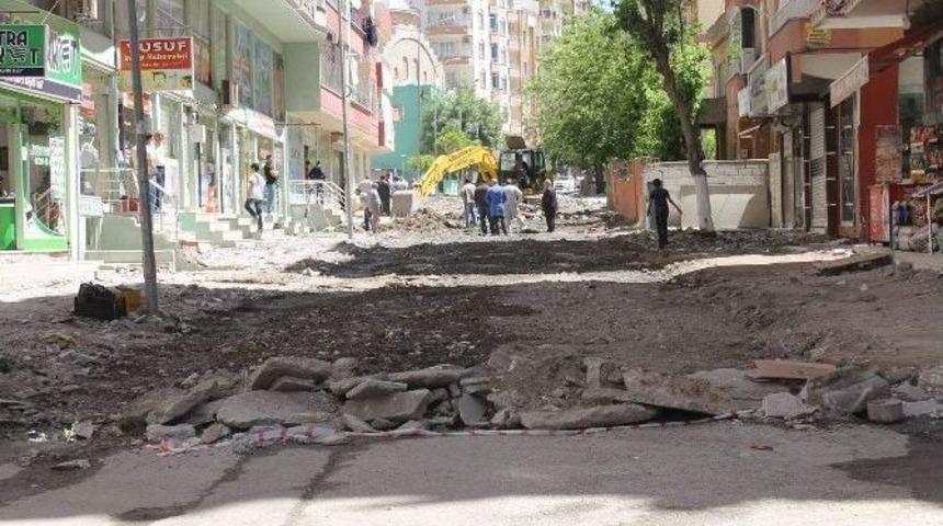 Belediyeden Kaldırım &Ccedil;alışmaları