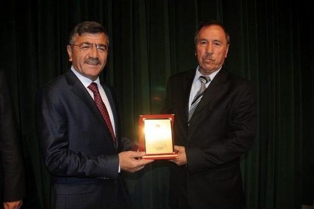 Niğde Belediyesinden Okumaya Anlamlı Destek 2