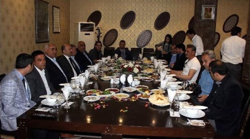 Mhp&rsquo;liler, Basın Mensuplarıyla Bir Araya Geldi