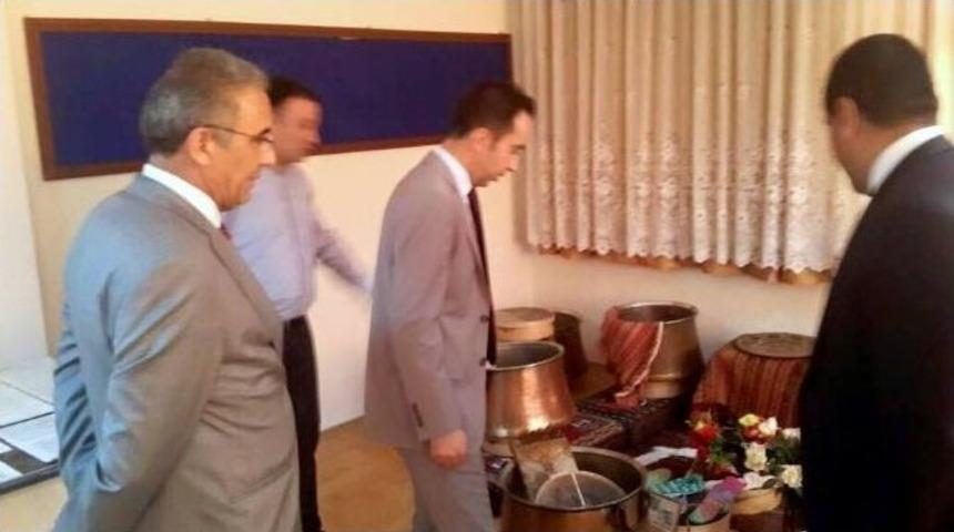 Tunceli &Uuml;niversitesi Rekt&ouml;r&uuml; İpek&rsquo;ten Cemevi Ziyareti