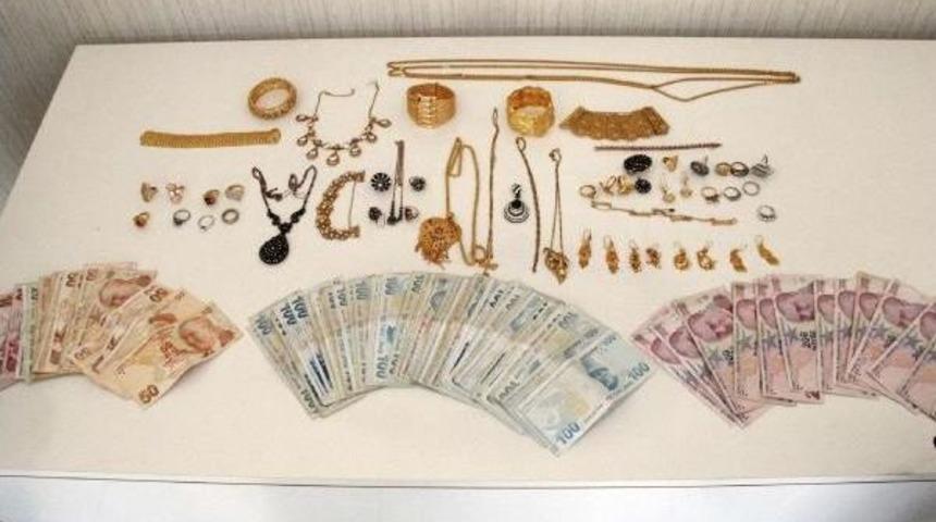 Ev Sahibini Soyan G&uuml;rcistanlı Bakıcı Yakalandı