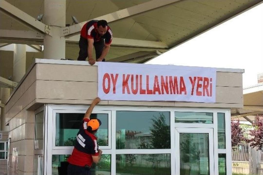 Kapıkule&rsquo;de Se&ccedil;im Sandıkları Kuruldu