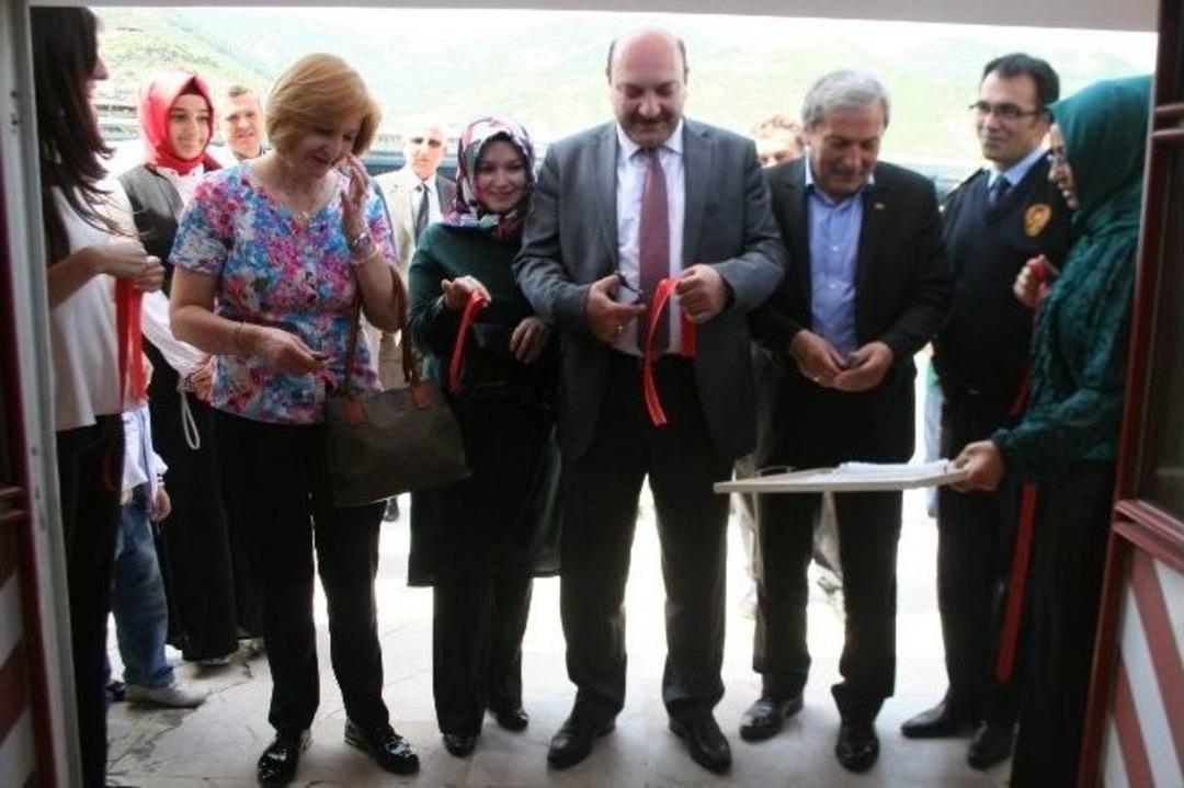 Osmaneli İl&ccedil;e Emniyet M&uuml;d&uuml;rl&uuml;ğ&uuml; Kermes D&uuml;zenledi