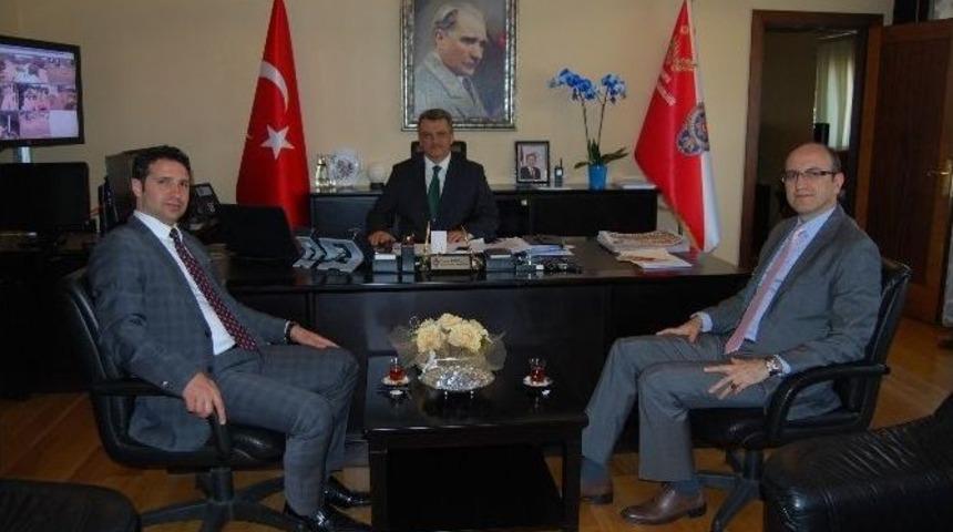 &Ouml;zel Adatıp Hastanesi, Sakarya İl Emniyet M&uuml;d&uuml;rl&uuml;ğ&uuml;&rsquo;n&uuml; Ziyaret Etti