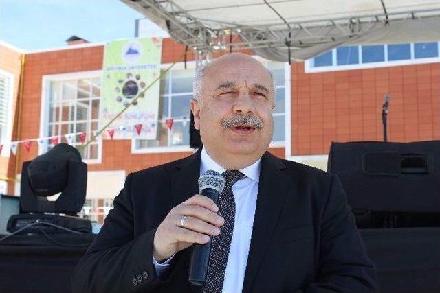 Adıyaman Üniversitesi’nde Bahar Şenlikleri Başladı