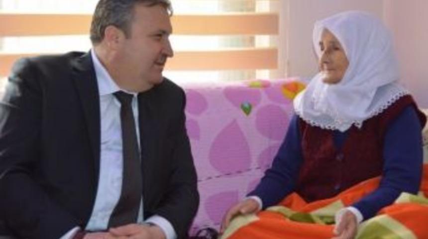 Başkan &Ccedil;er&ccedil;i&rsquo;den Anneler G&uuml;n&uuml; Mesajı