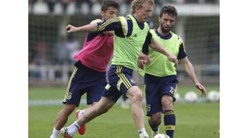 Fenerbah&ccedil;e, Sivasspor Ma&ccedil;ı Hazırlıklarını S&uuml;rd&uuml;r&uuml;yor