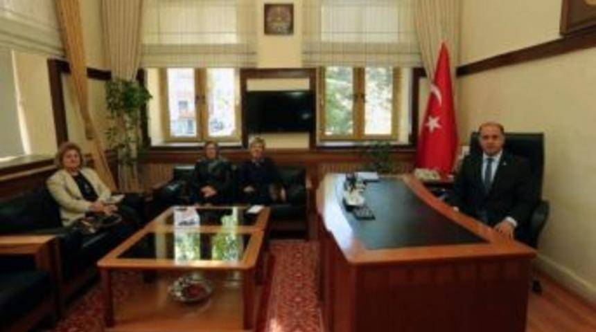 Engelli Derneğinden Vali &Ccedil;omaktekin&rsquo;e Ziyaret