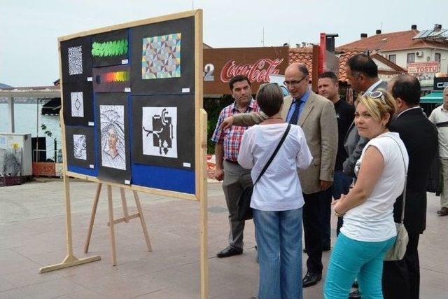 Ayvalık’ta Mehmet Akif Ersoy Ortaokulundan Resim Sergisi