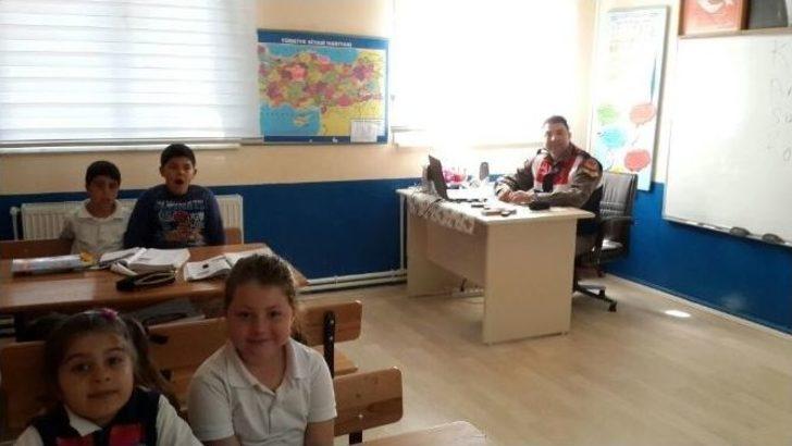 Çanakkale Jandarma Trafik Ekiplerinden Eğitim Seferberliği G4