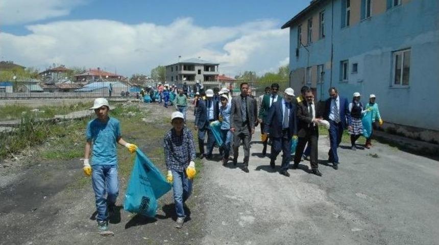 Tuşba İl&ccedil;e Milli Eğitim Ve Tuşba Belediyesi&rsquo;nden &ldquo;temiz &Ccedil;evre, Temiz Toplum&rdquo; Kampanyası
