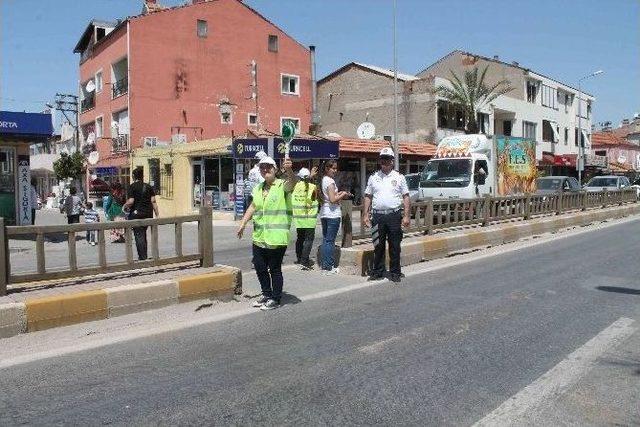 Fethiye’de Öğrenciler Trafik Polisi Oldu