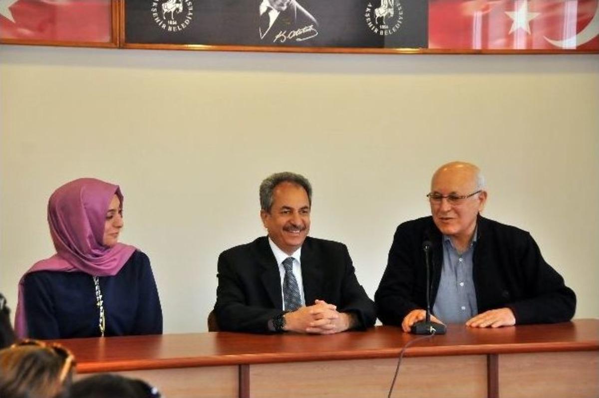 &Uuml;niversiteli &Ouml;ğrencilere Uygulamalı Nasreddin Hoca Dersi