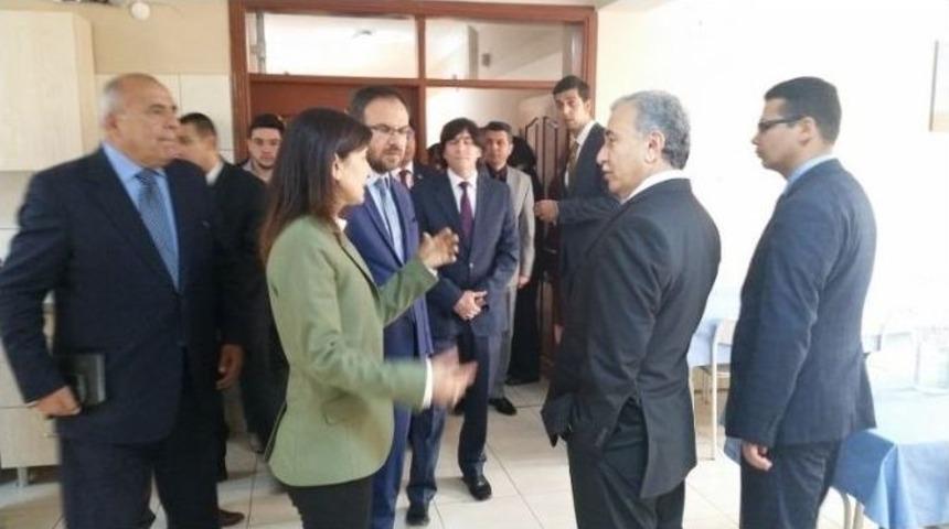 Vali B&uuml;y&uuml;k Aladağ Myo&rsquo;yu Ziyaret Etti