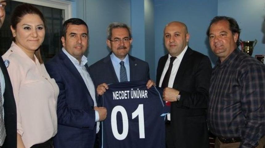 &Uuml;n&uuml;var&rsquo;dan Demirspor&rsquo;a Moral Desteği...