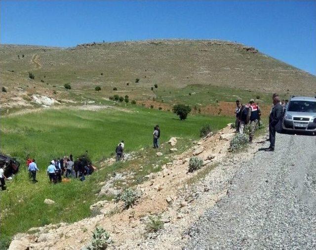Gerc&uuml;ş&rsquo;te Trafik Kazası: 1 &Ouml;l&uuml;, 5 Yaralı 1
