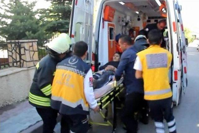 Oyun Oynarken Korkuluk Demiri Bacağına Saplandı 1