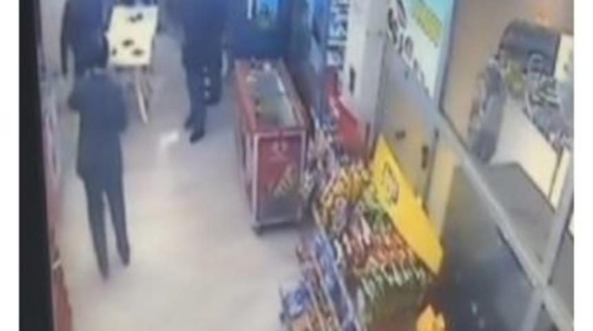 Ak Partili Adayın Halk Toplantısında Havaya Ateş Açıldı