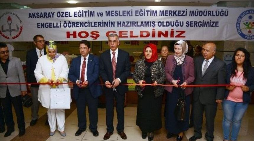 Aksaray&rsquo;da Engelli &Ouml;ğrencilerden El İşi Sergisi