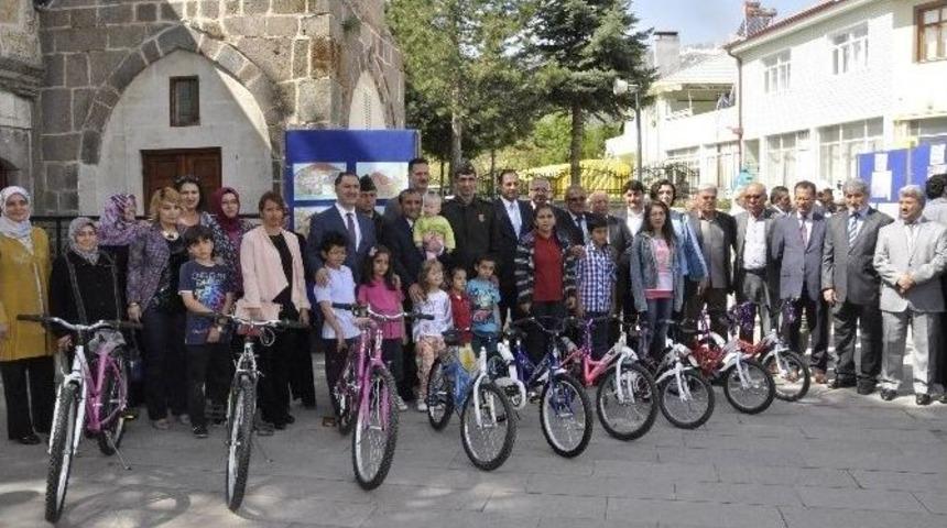 Seyyid Harun Veli&rsquo;yi, Resim &Ccedil;izerek &Ouml;ğrendiler