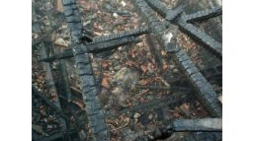 Hatay'da Evde Yalnız Bırakılan Suriyeli 3 &Ccedil;ocuk Yanarak &Ouml;ld&uuml;