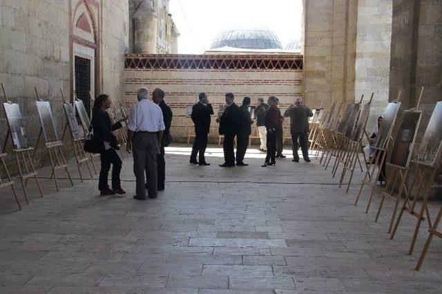 Edirne’de ’gönül Penceremize Açılan Edirne Kapıları’ Adlı Sergi Açıldı