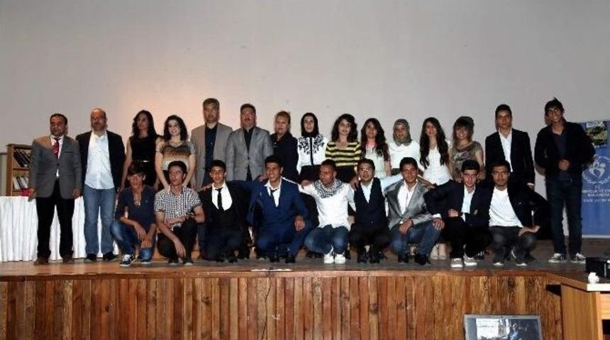 Mustafa Kemal Anadolu Lisesi&rsquo;nden Şiir Dinletisi