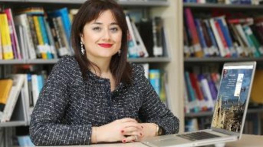 Zeki Alasya&rsquo;nın Yası Sanal Alemde De Tutuldu