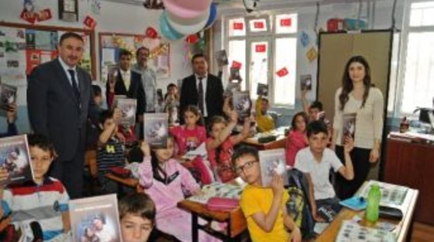 Belediyeden Anne Şiirleri Antolojisi