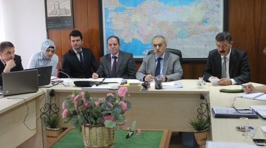 Kaymakam Narinoğlu Muhtarlar Ve Daire Amirleriyle Bir Araya Geldi