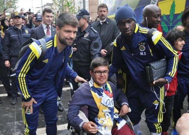 Fenerbahçe Kafilesi Sivas'a Geldi