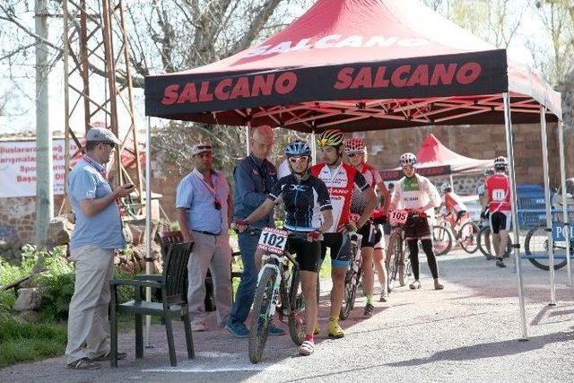 Ahlat&rsquo;ta Dağ Bisikleti Yarışması Başladı 2