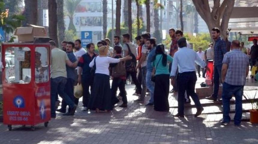 Gen&ccedil;lerin Parti Kavgasını Polis Sonlandırdı