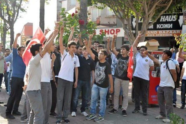 Gençlerin Parti Kavgasını Polis Sonlandırdı