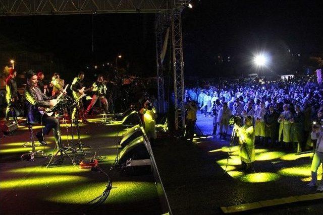 Milletvekili Adayı Uğur Işılak, Kop Gen&ccedil;lik Festivali&rsquo;nde Sahne Aldı 1