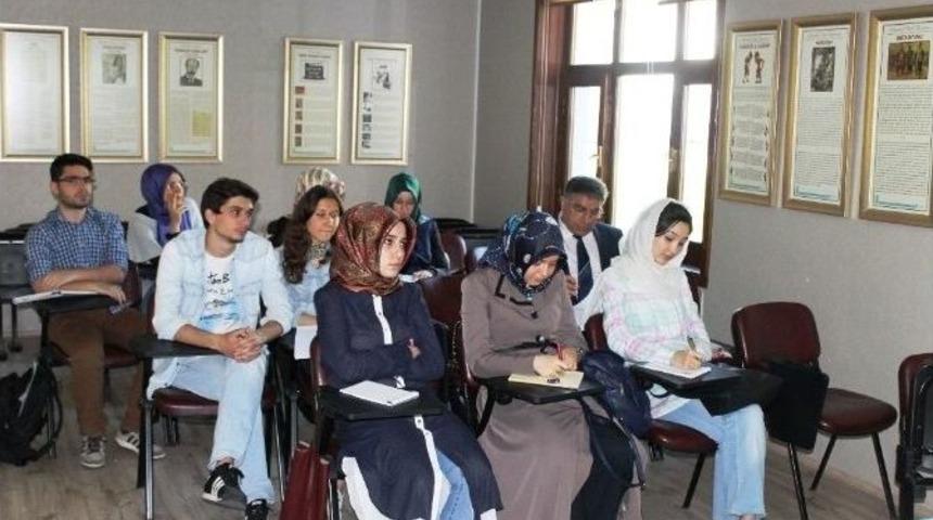 Osmanlı T&uuml;rk&ccedil;esi Kursu Başladı