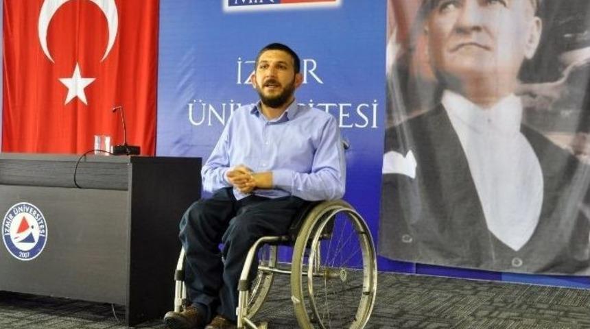 &ldquo;d&uuml;nyaya İlham Veren&rdquo; T&uuml;rk G&ouml;n&uuml;ll&uuml; İzmir &Uuml;niversitesi&rsquo;nin Konuğu Oldu