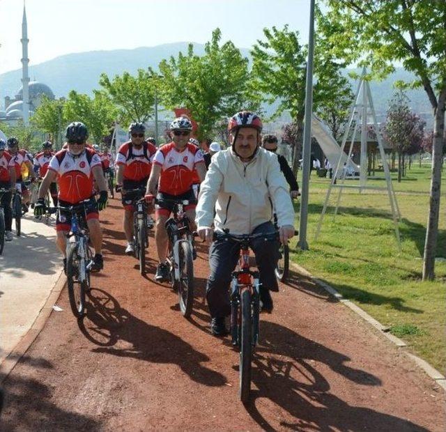 Bakan Müezzinoğlu’ndan Sağlık Formülü