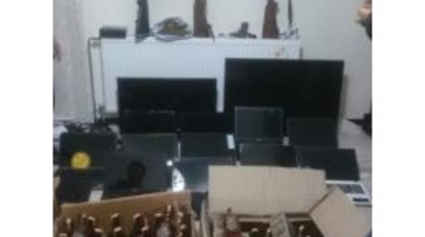 Denizli&rsquo;de 22 Ayrı Su&ccedil;tan Aranan Zanlı, Polis Tarafından Yakalandı