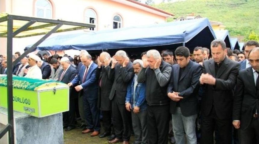 Muhtar Siracettin Geyik, Son Yolculuğuna Uğurlandı